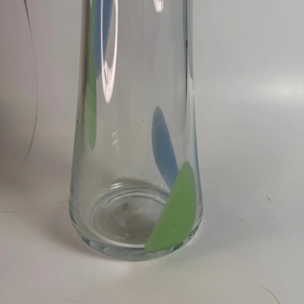 Unbranded hand blown